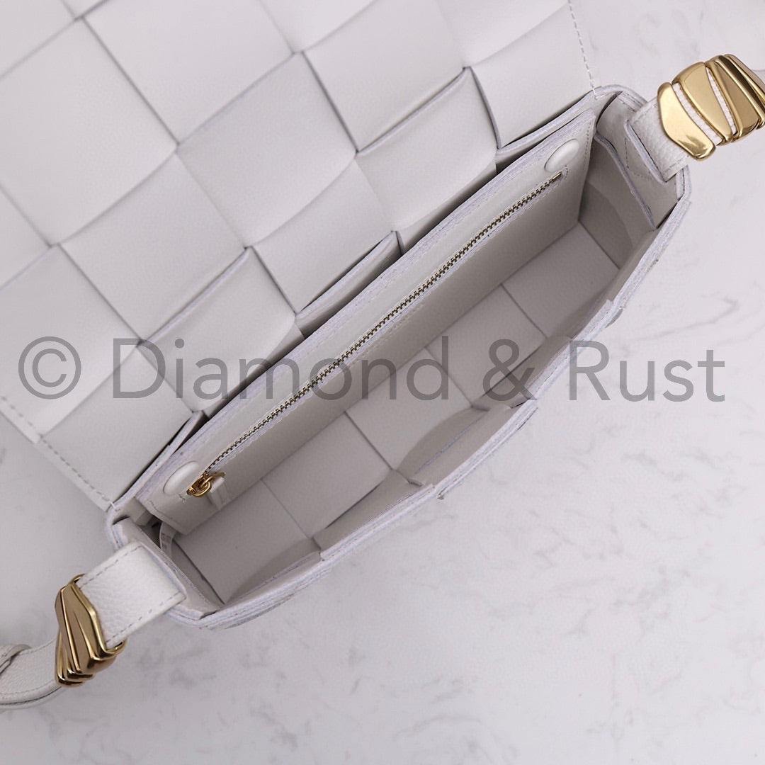 Cassette Bag with Metal Rings #2217A White