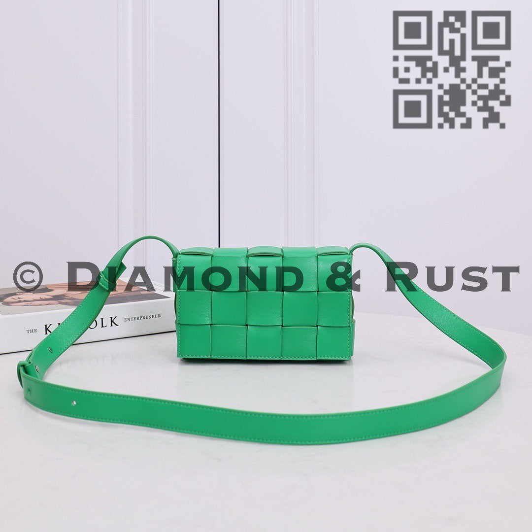 Cassette bag #2253 Parakeet Green