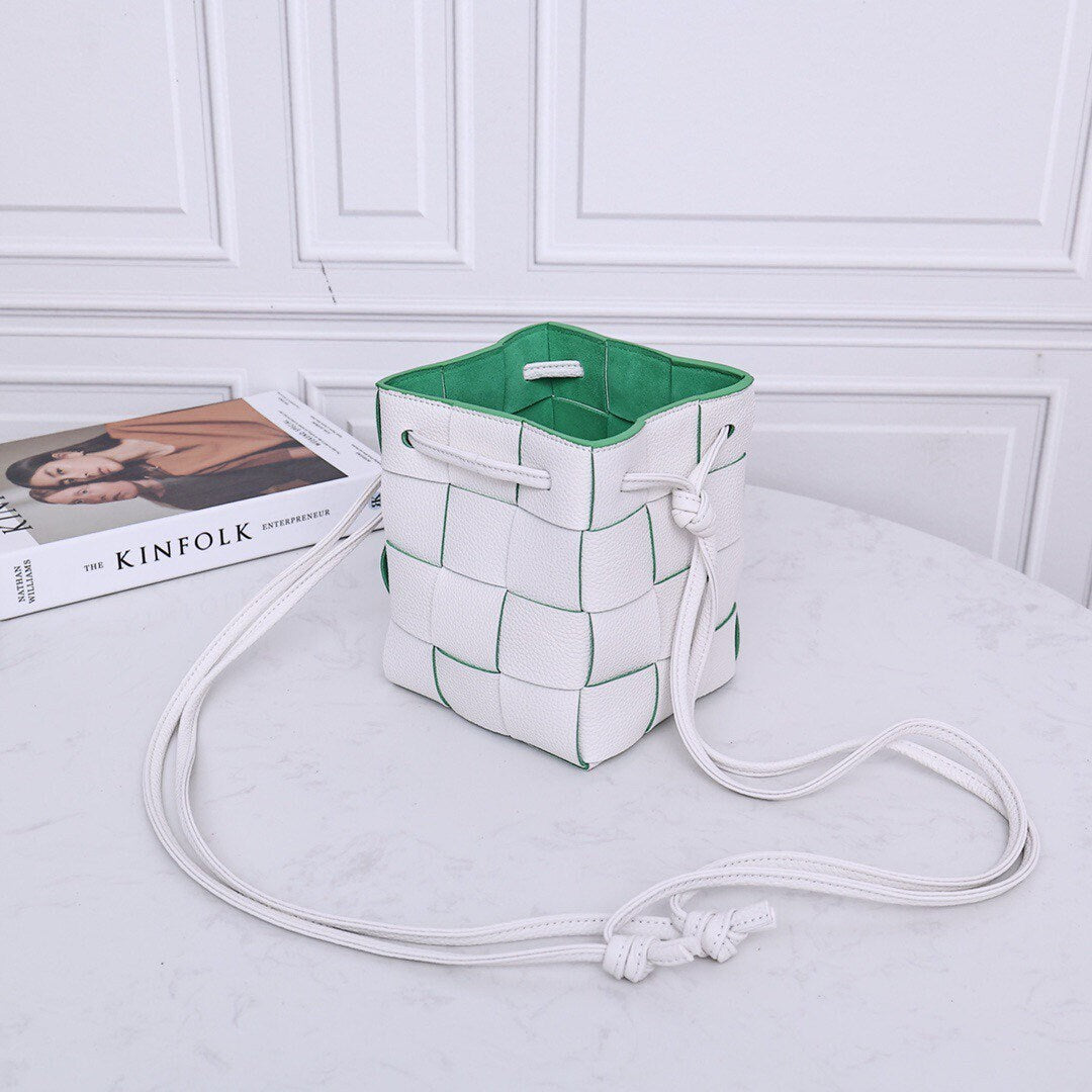 Bucket Bag #2224A White
