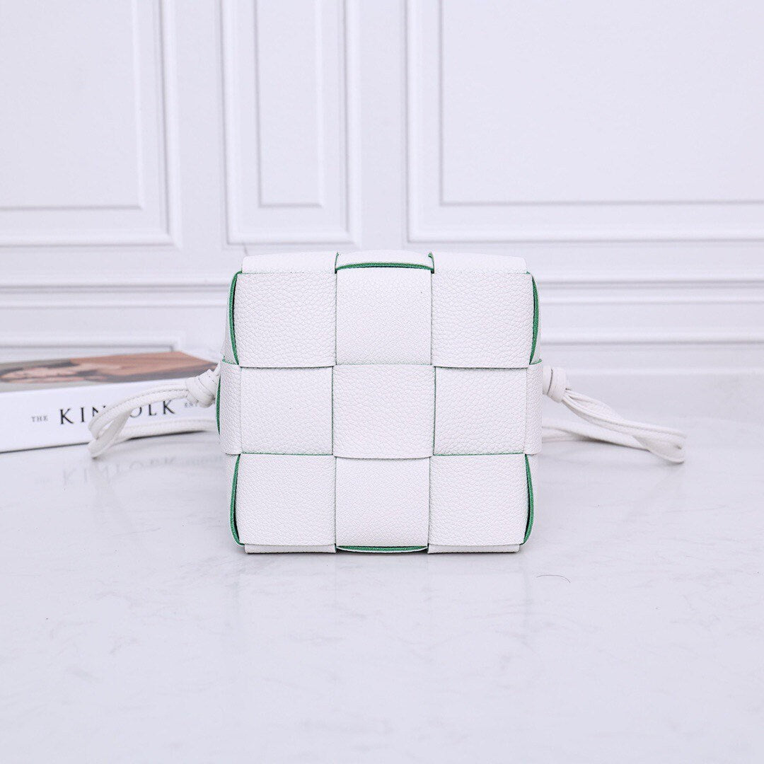 Bucket Bag #2224A White