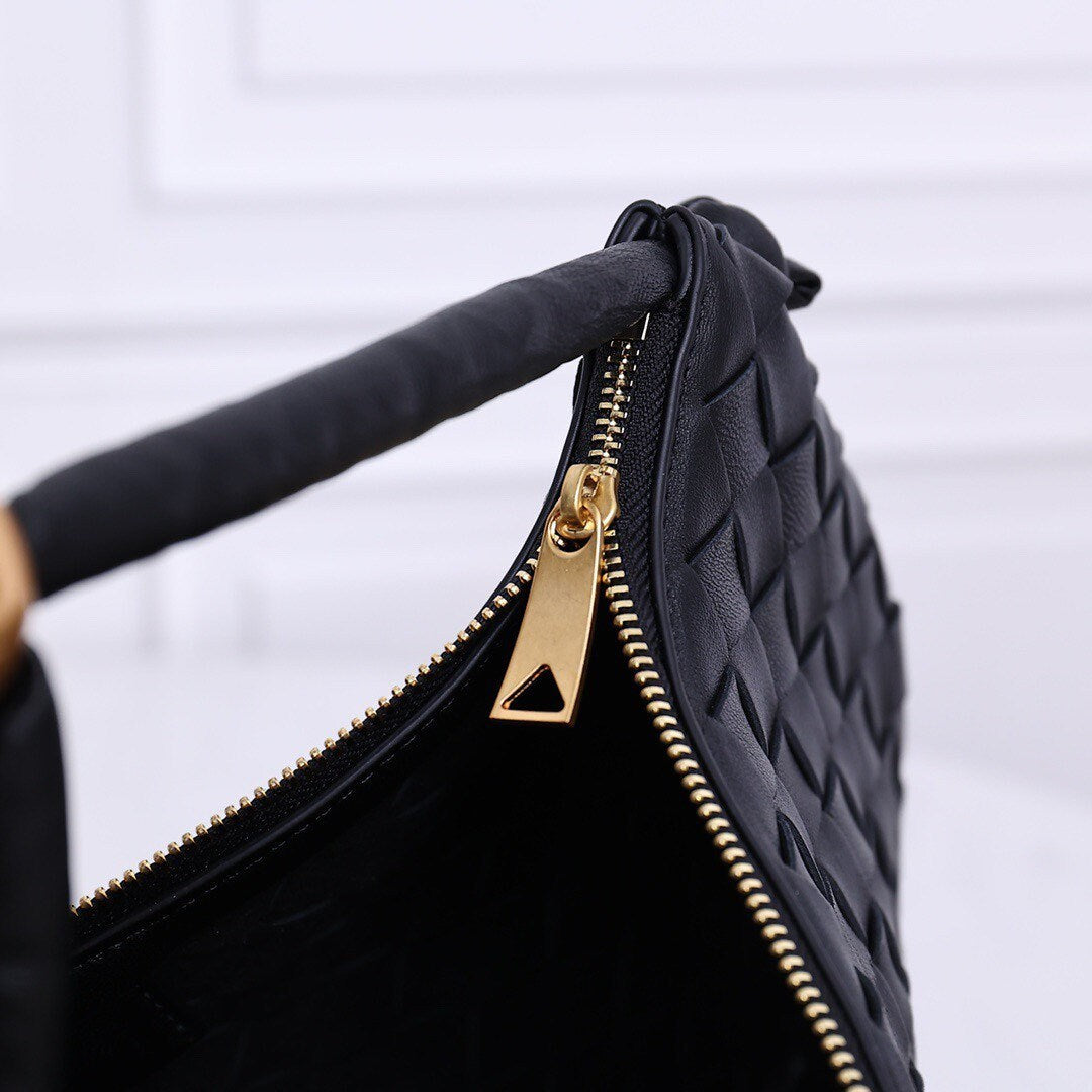Turn Bag 2231A Black Two Sizes