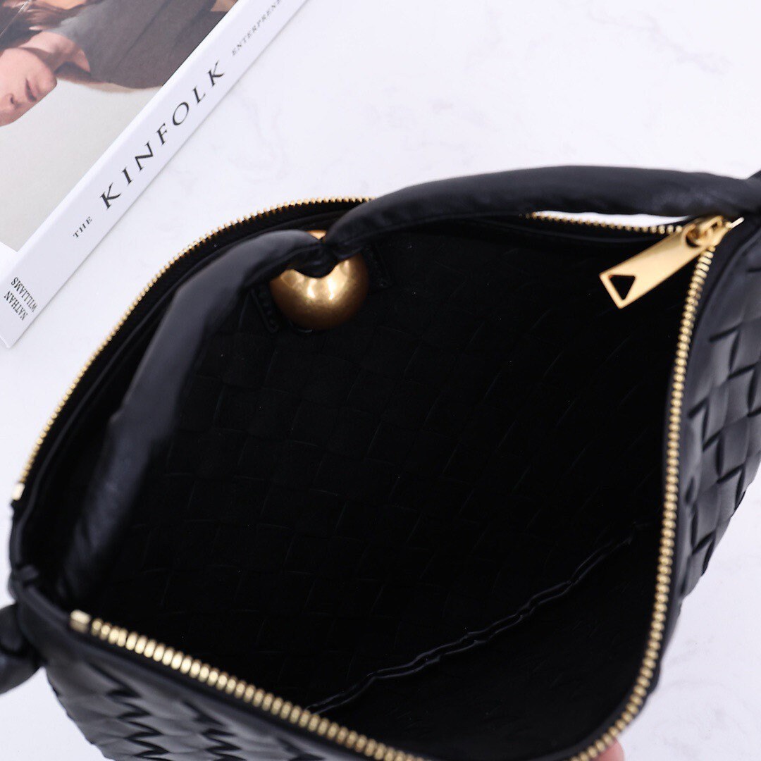 Turn Bag 2231A Black Two Sizes