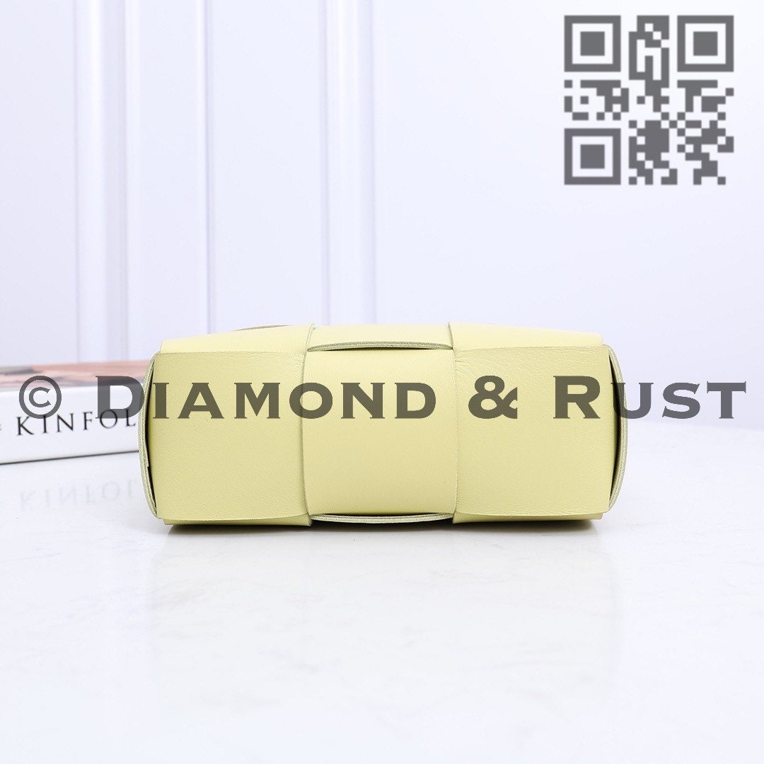 Nano Tote 20cm #2251 Lemon