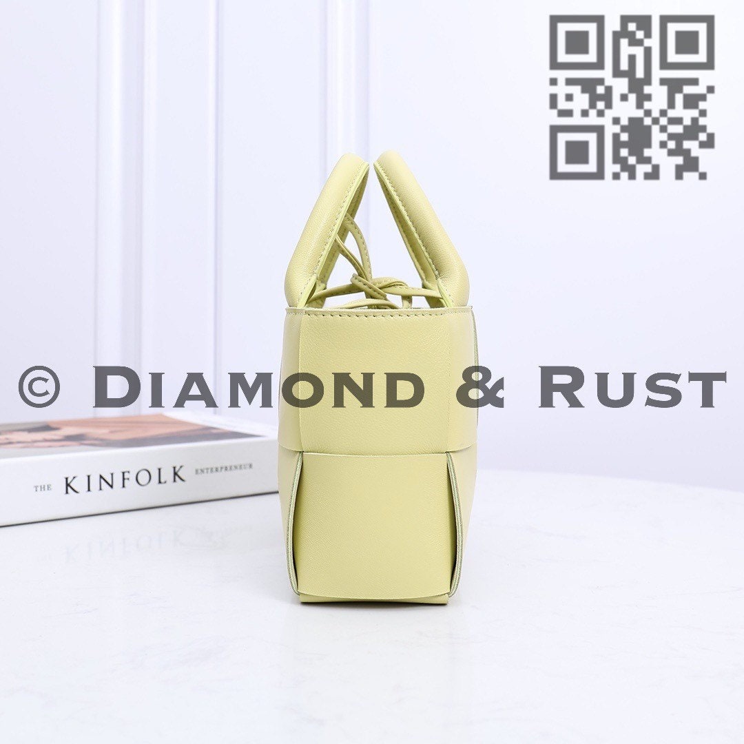 Nano Tote 20cm #2251 Lemon
