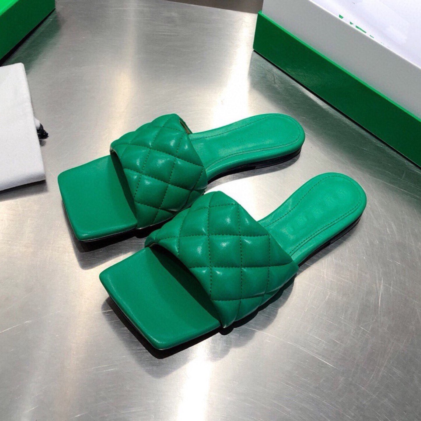 Genuine leather quilted sandal slide flat shoes