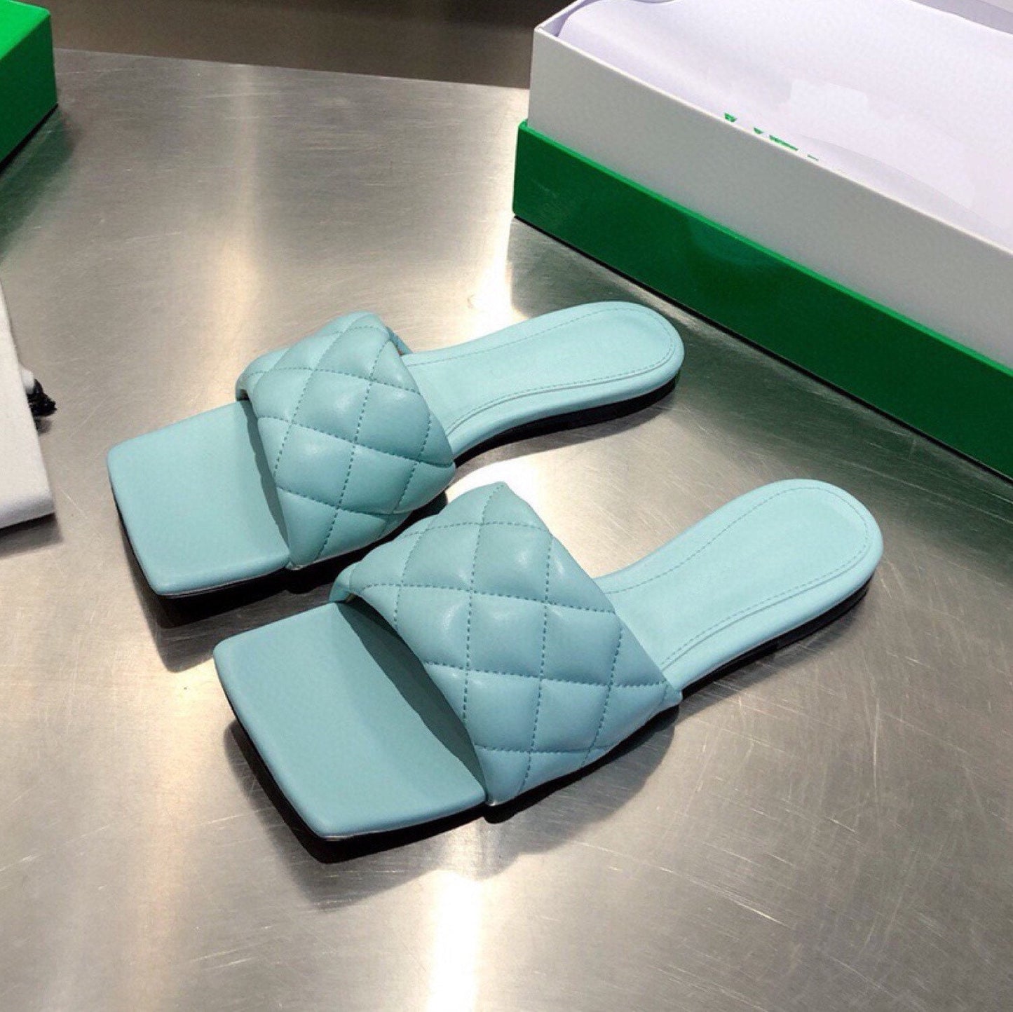 Genuine leather quilted sandal slide flat shoes