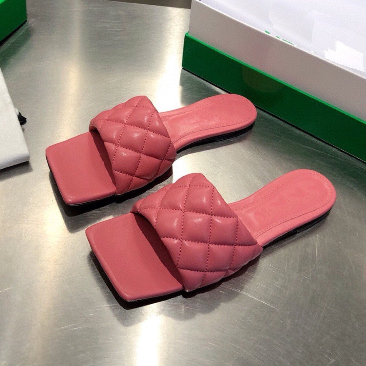 Genuine leather quilted sandal slide flat shoes