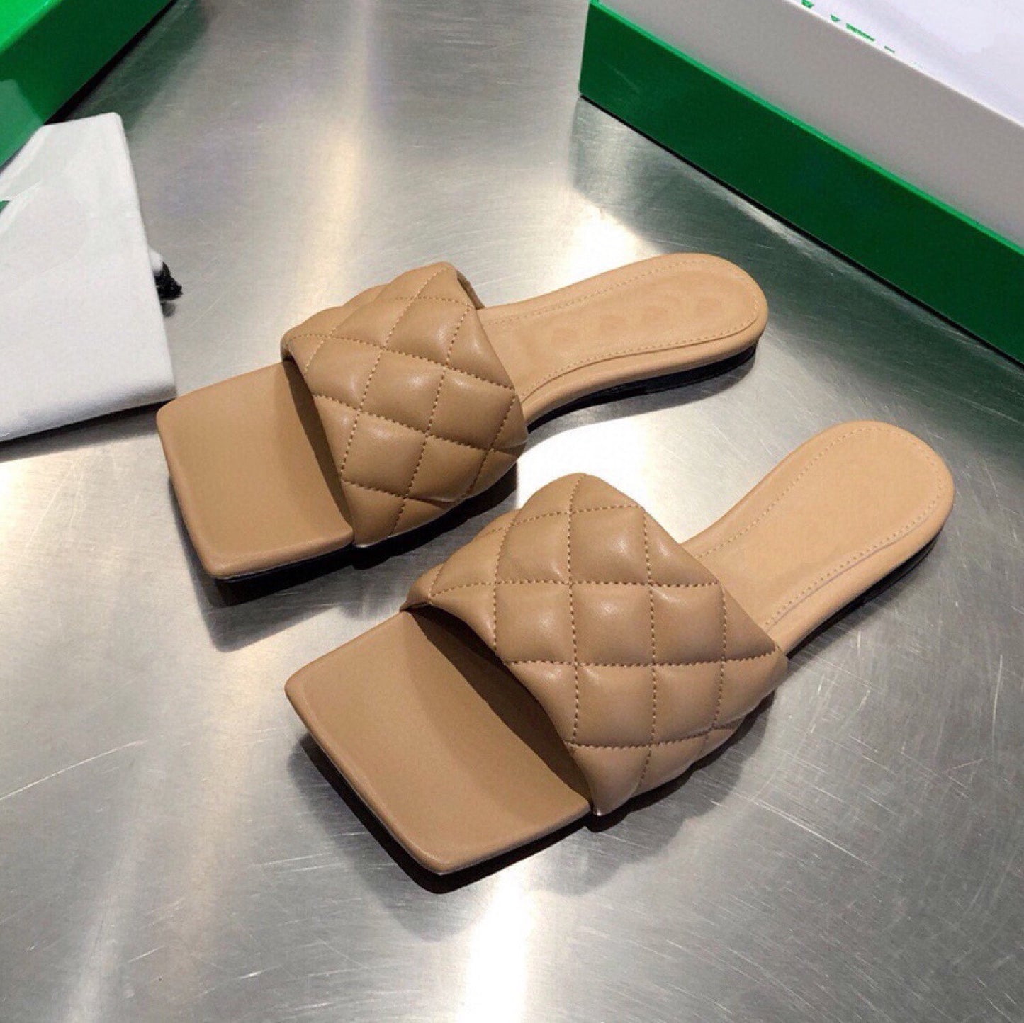 Genuine leather quilted sandal slide flat shoes