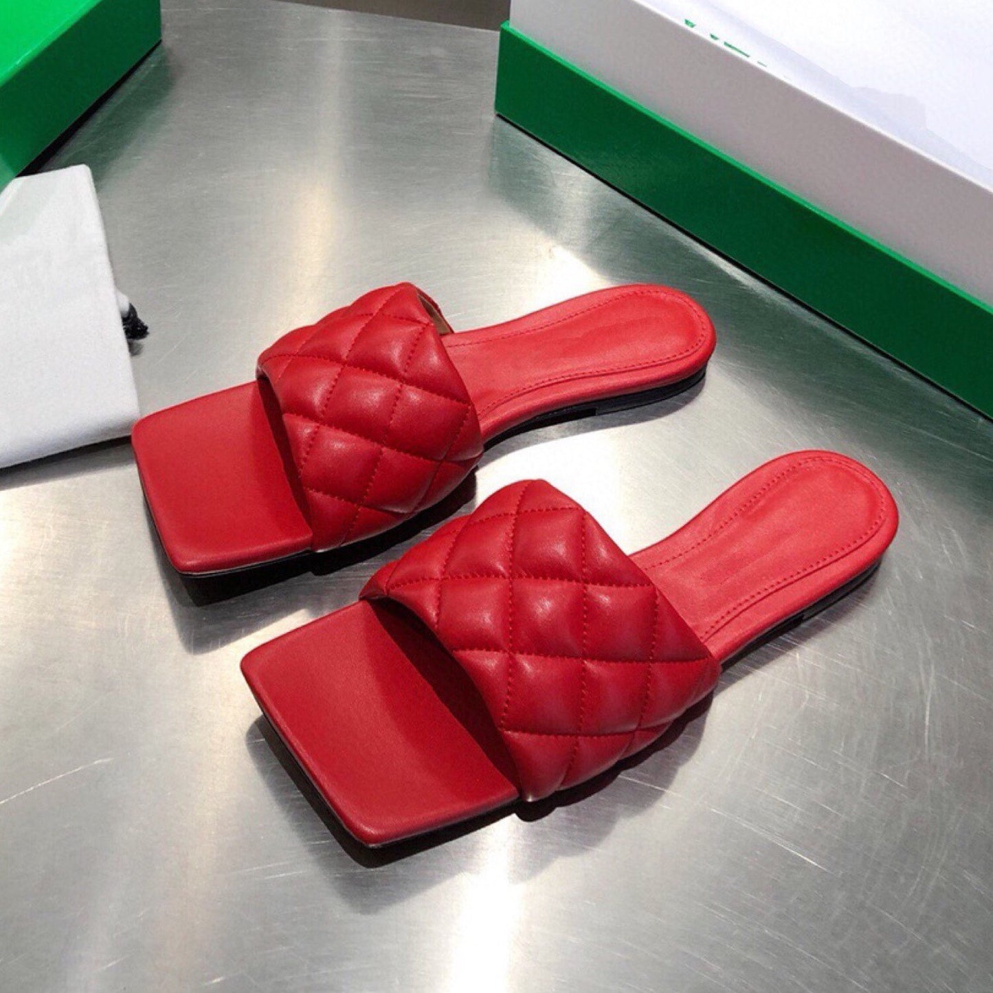 Genuine leather quilted sandal slide flat shoes
