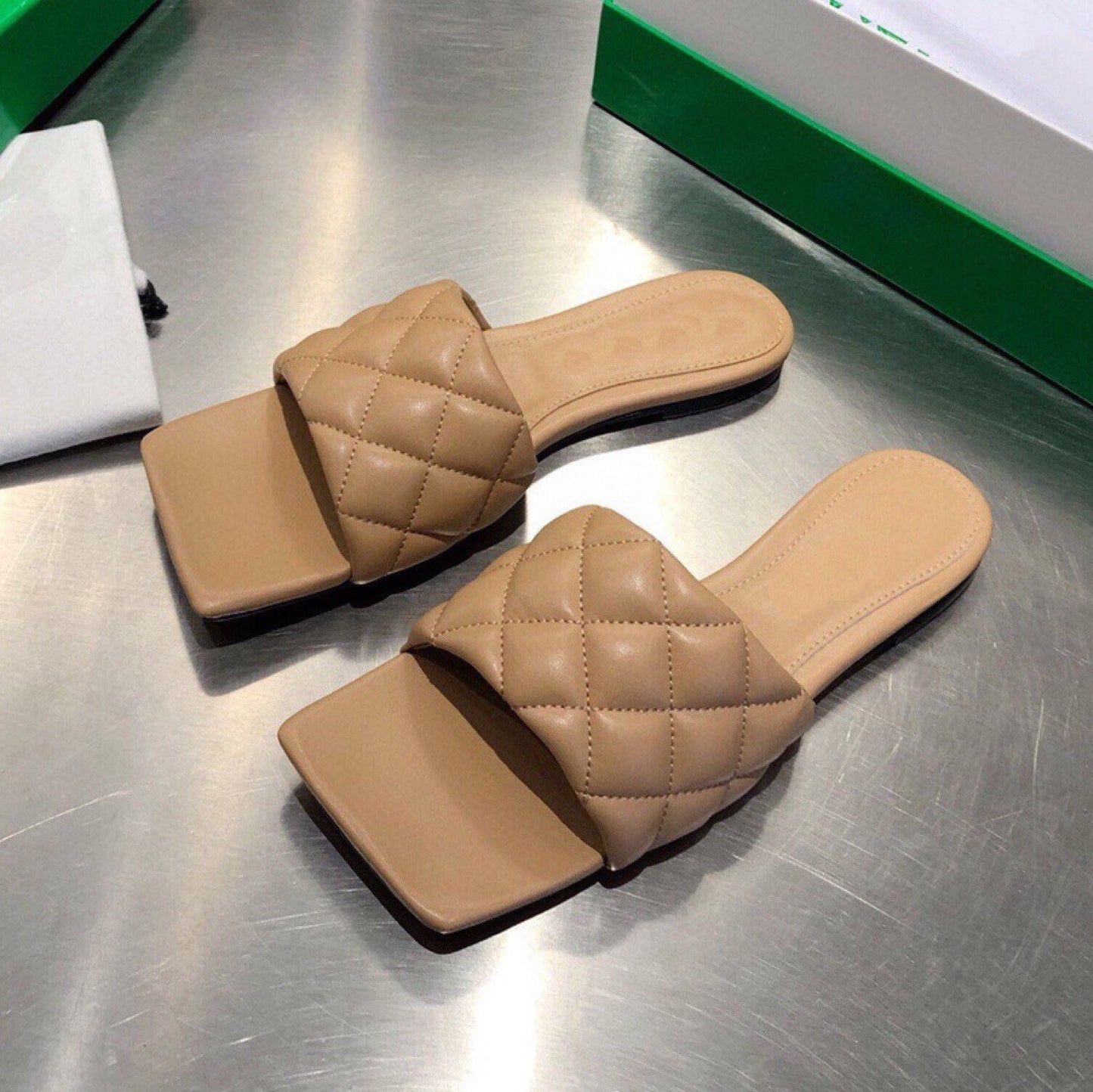 Genuine leather quilted sandal slide flat shoes