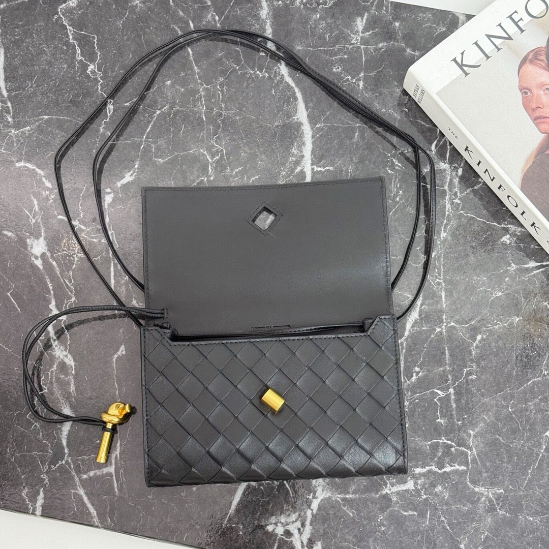 Andiamo Pouch Bag #2285 Black