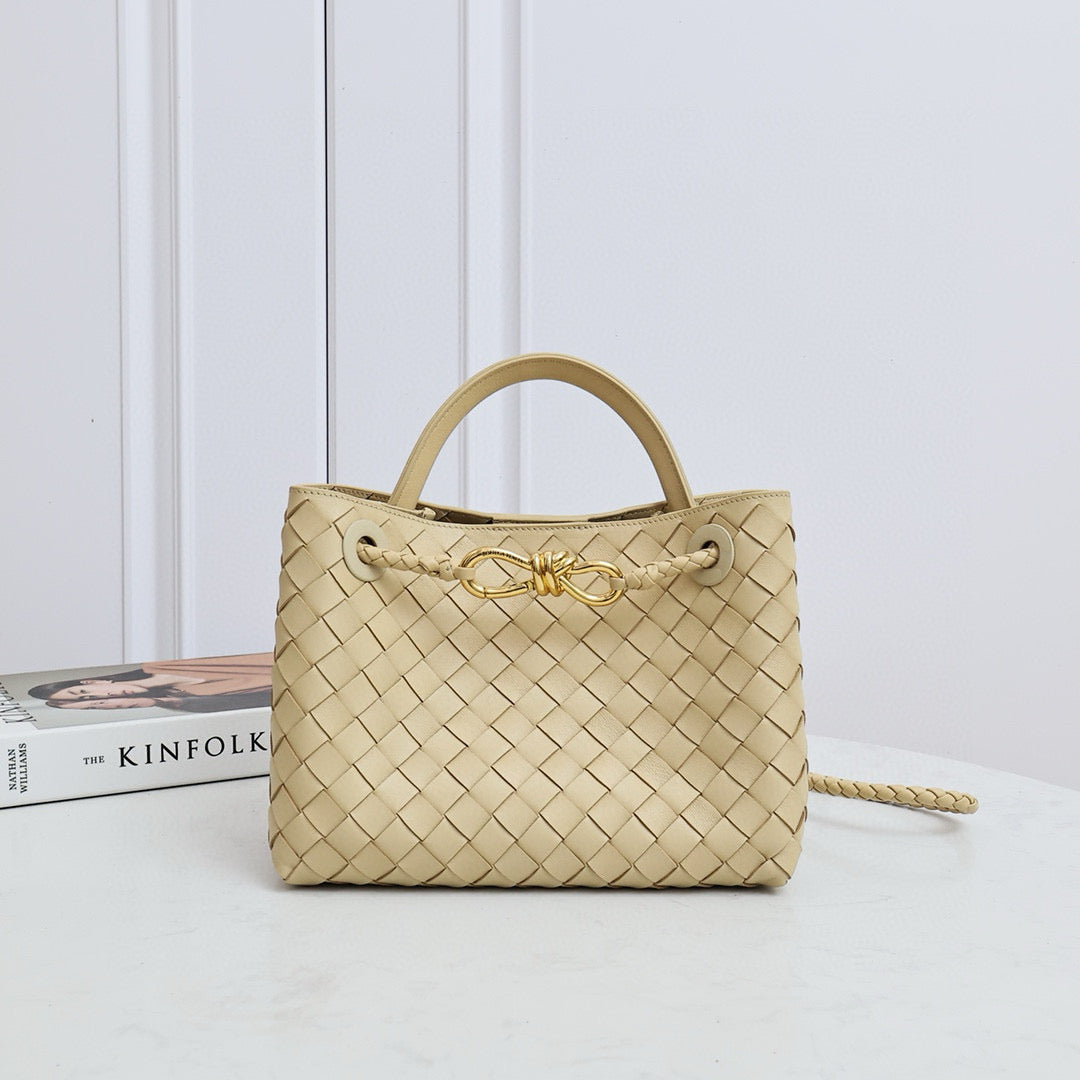 Small Andiamo Bag #2261 Oat