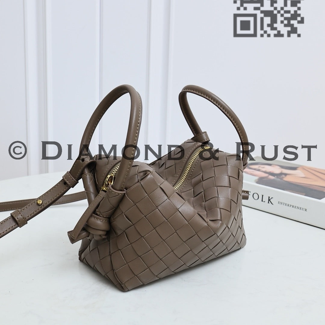 Small Loop Crossbody 9911 Nut Brown