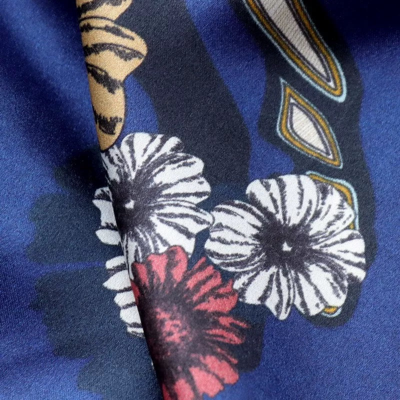 Pure-silk crêpe-de-Chine scarf 100 % mulberry silk 70cm Square