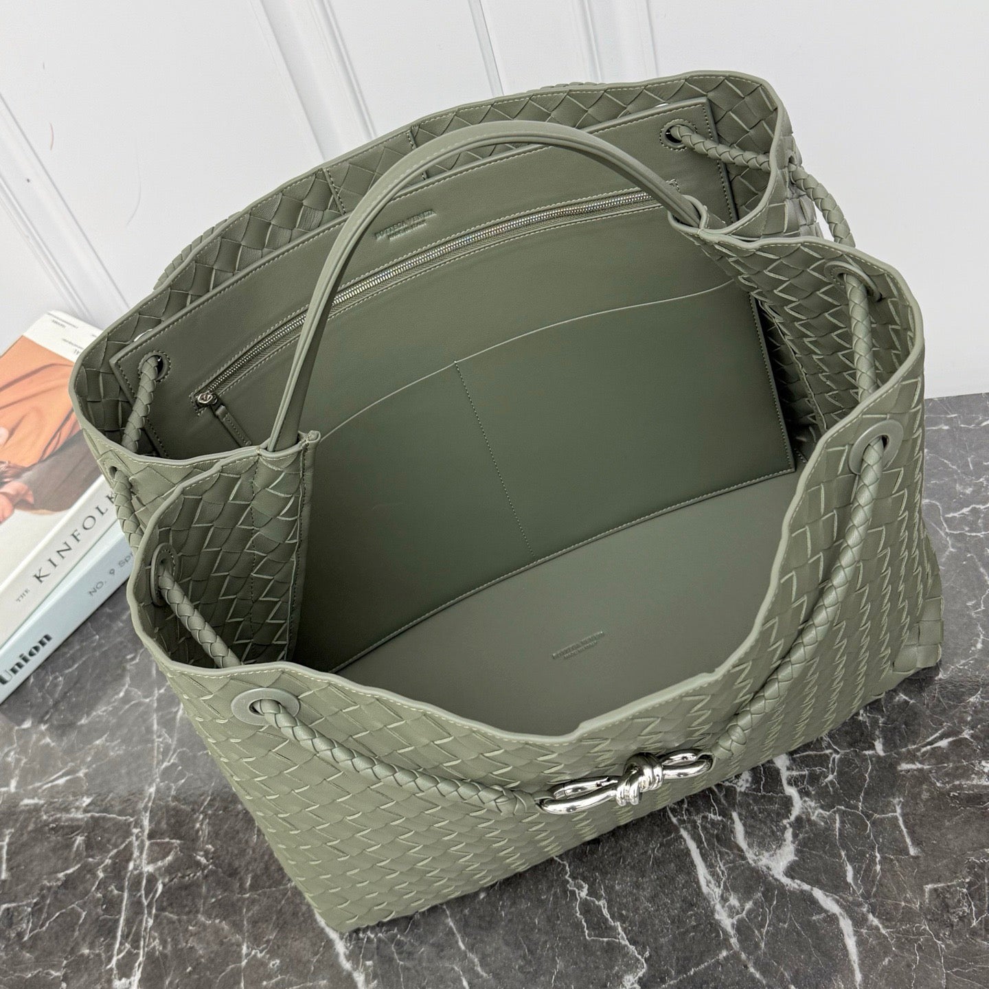 Large Andiamo Bag #2277 Pickle