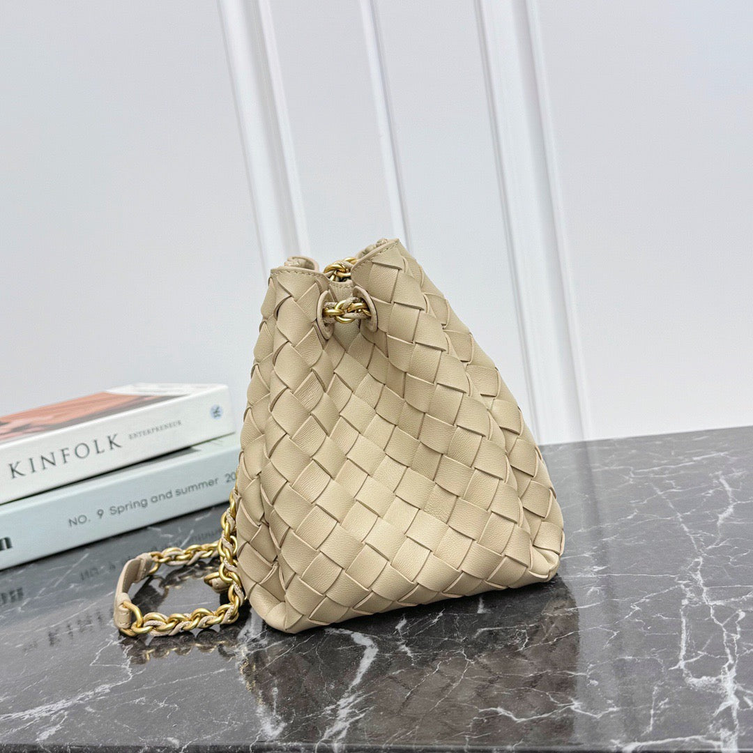 Small Parachute Chain Bag #2279 Oat