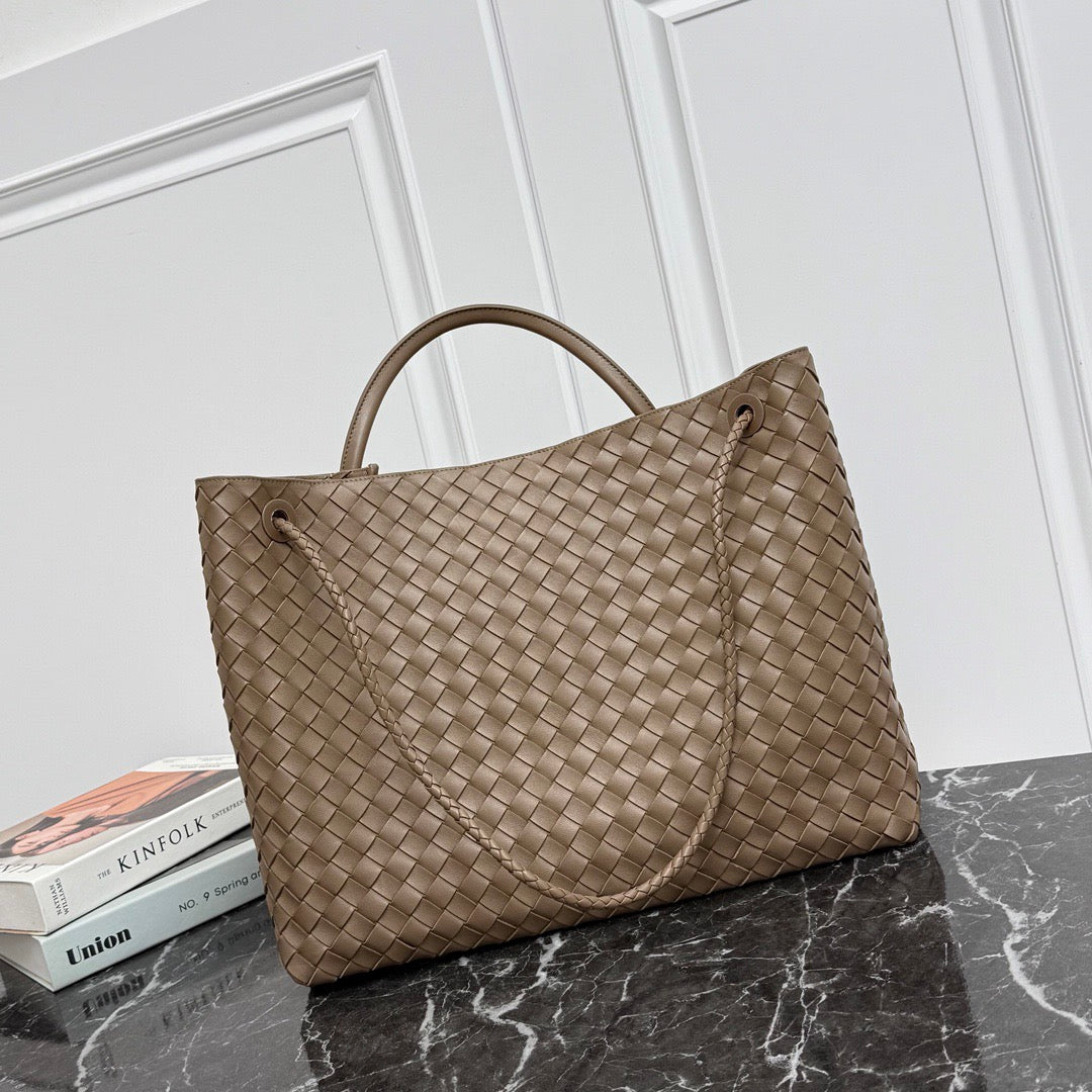Large Andiamo Bag #2277 Pinecorn