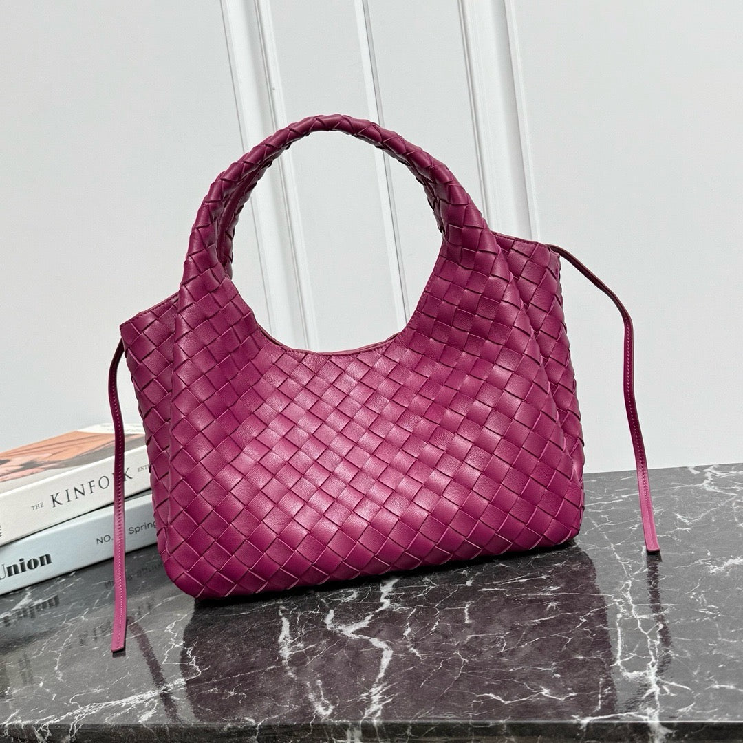 Small Campana Bag #2286 Beet