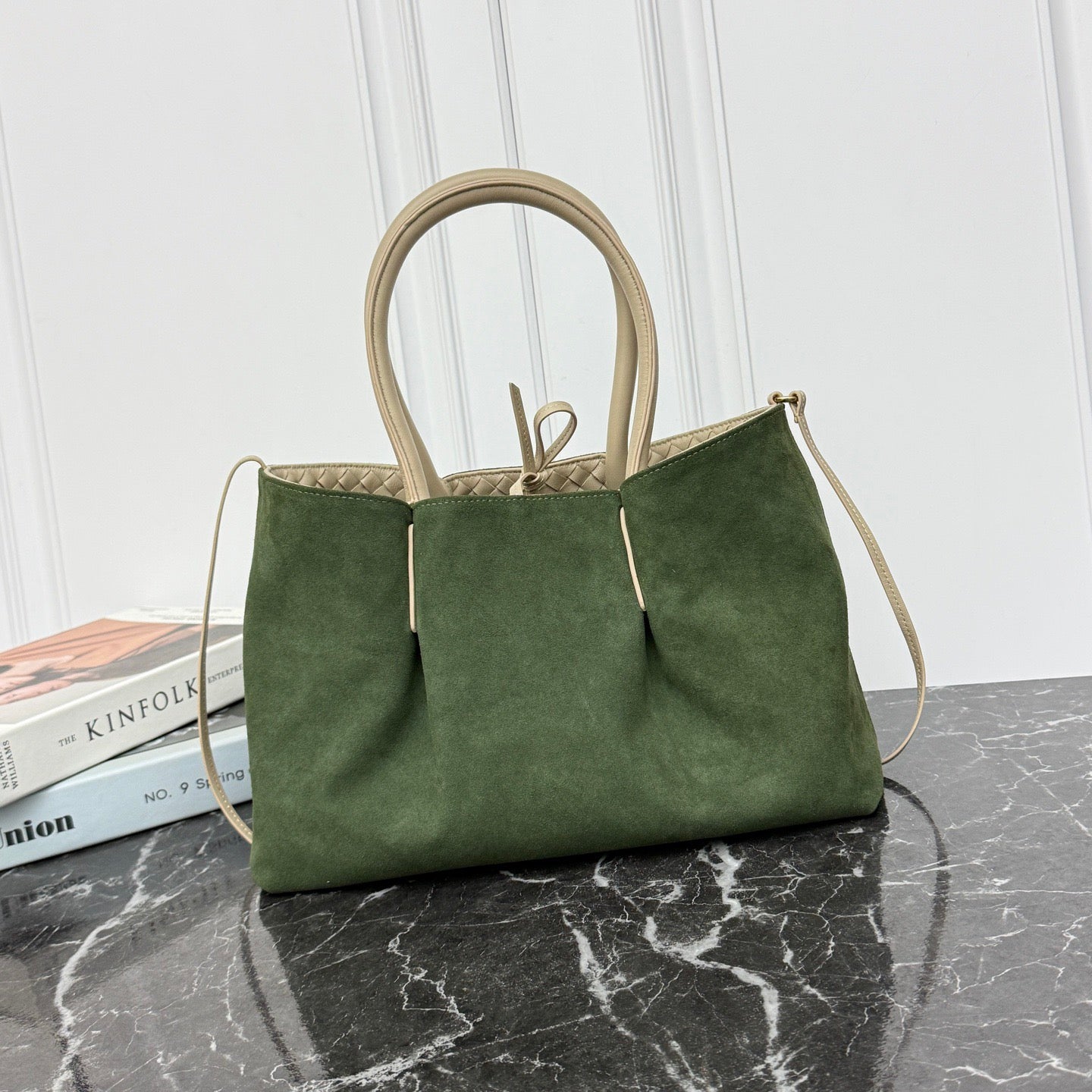 Medium Pinacoteca Tote Bag #2294 Oat