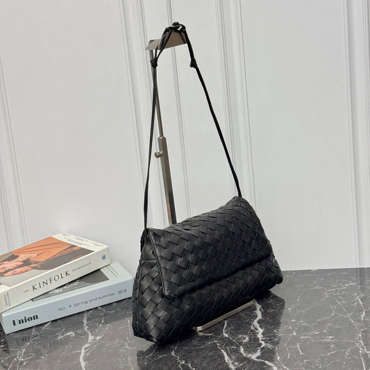 Giorno Pouch #2289 Black