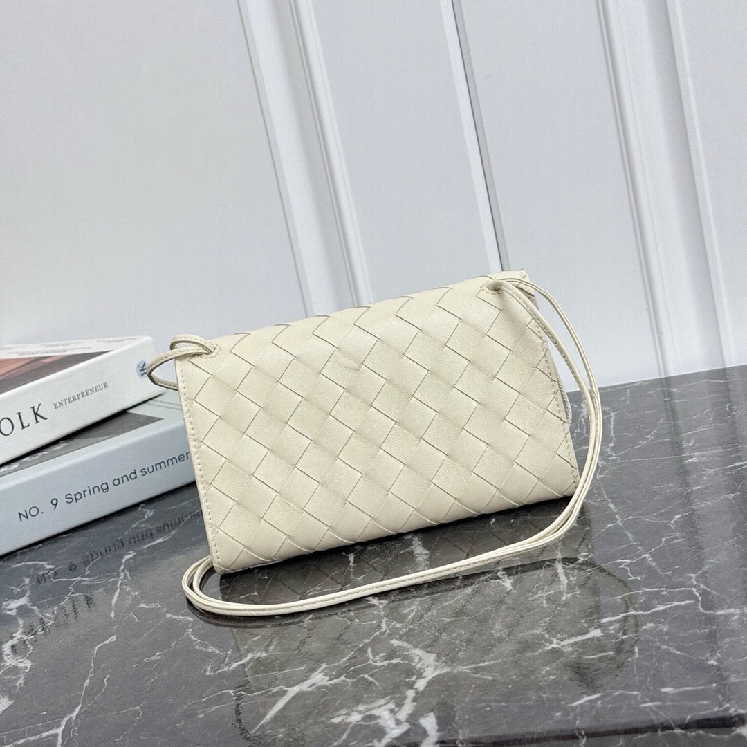 Andiamo Pouch Bag #2285 Sea Salt