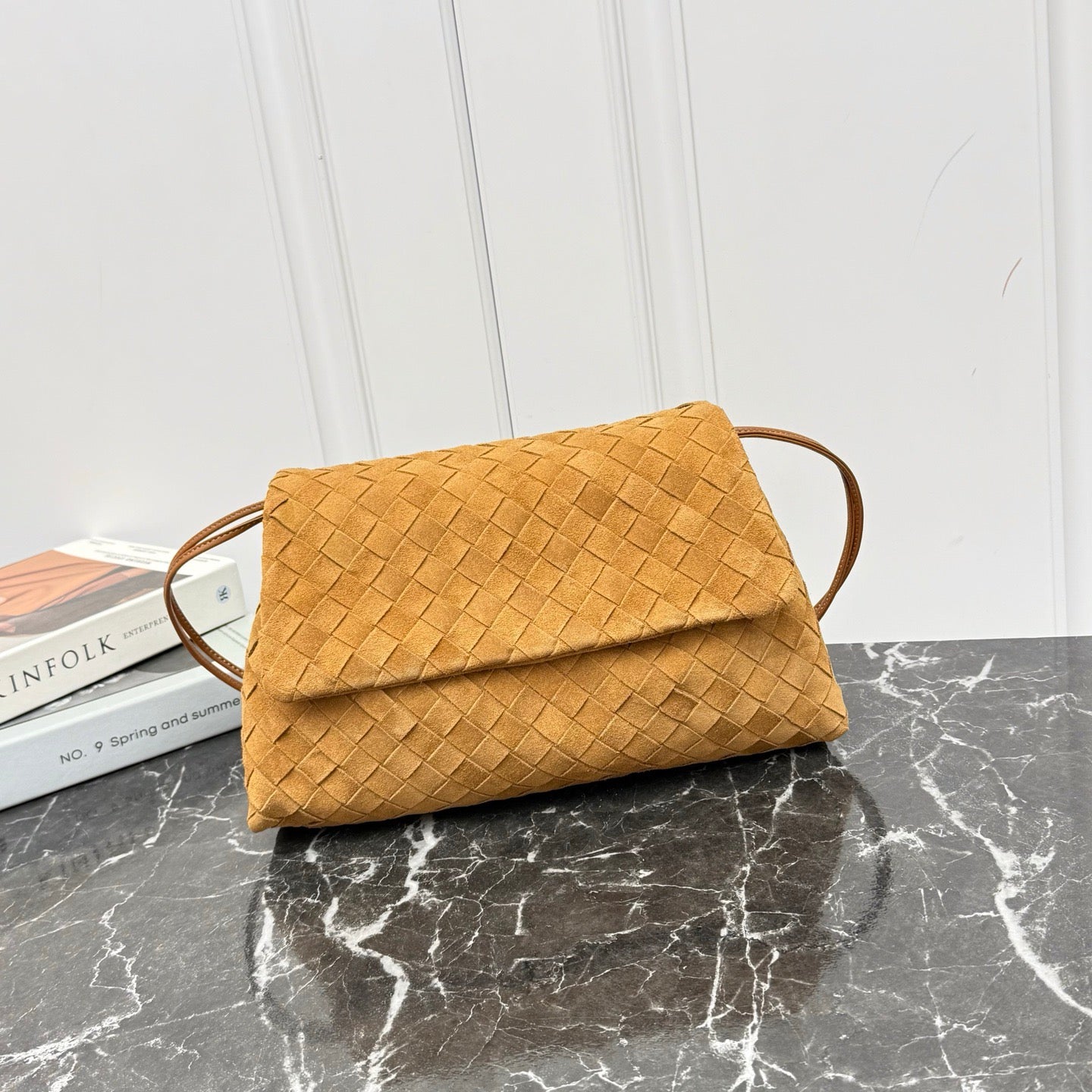 Giorno Pouch #2289 Suede Amber