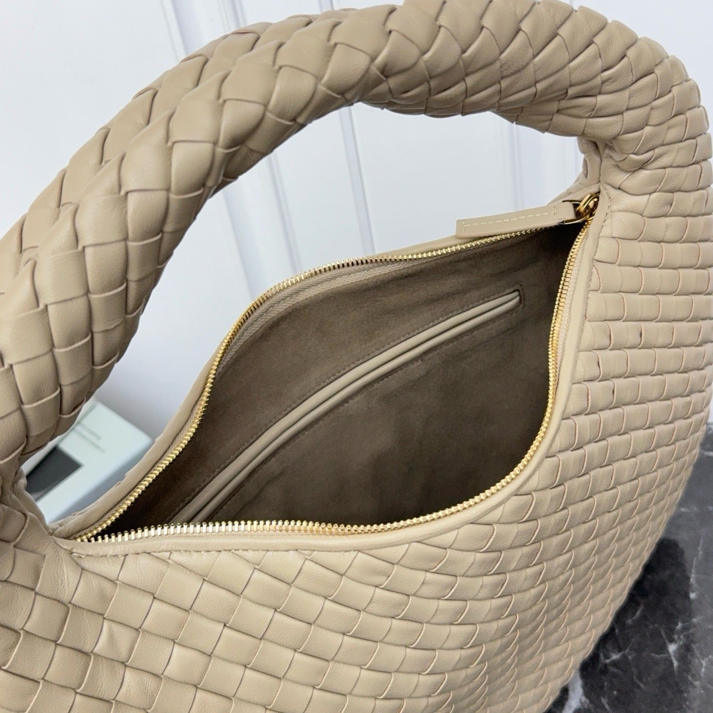 Large Veneta Shoulder Bag #2291 Oat