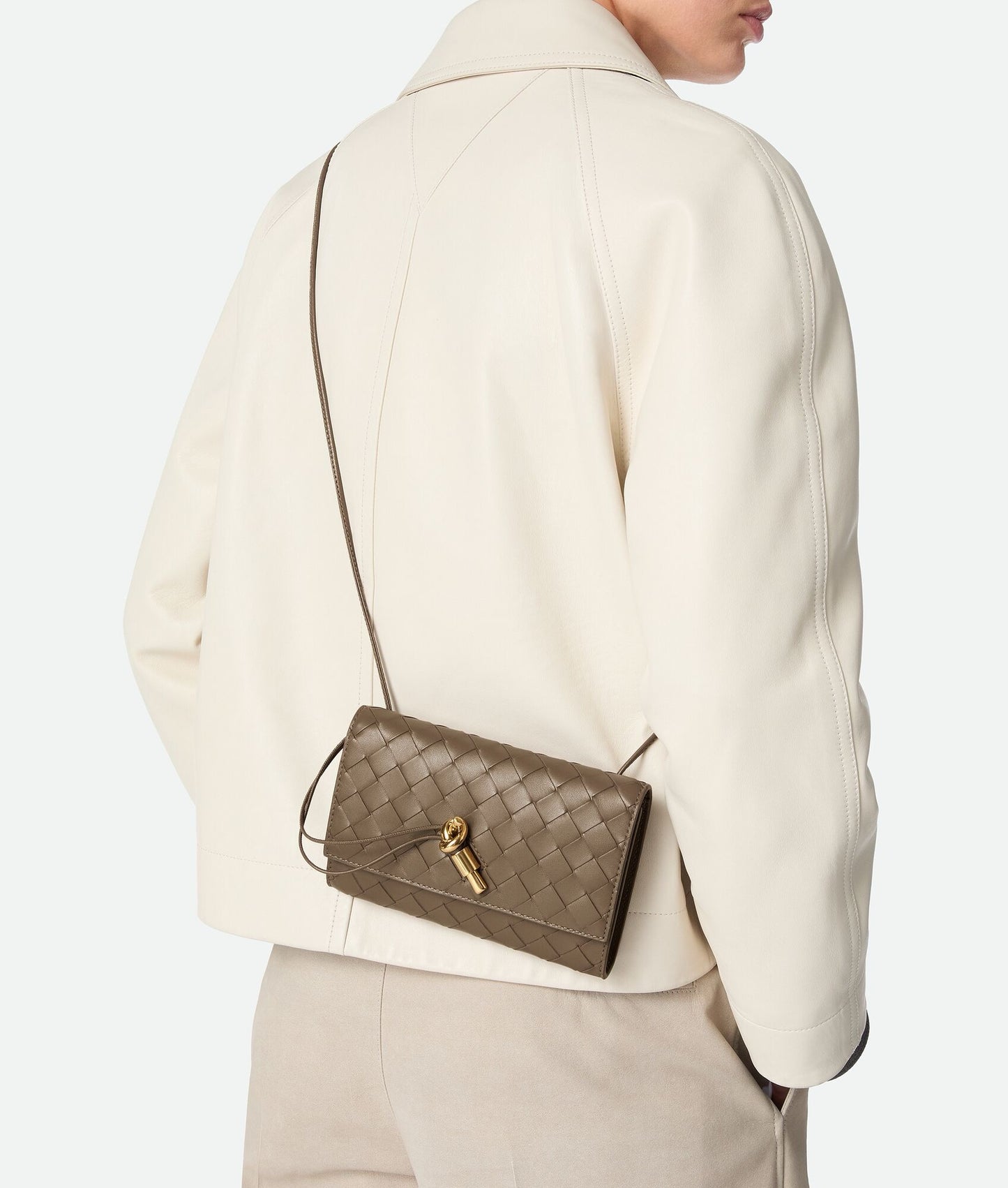 Andiamo Pouch Bag #2285 Black Acorn