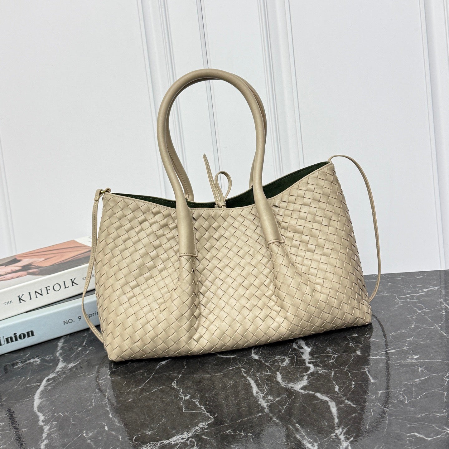 Medium Pinacoteca Tote Bag #2294 Oat