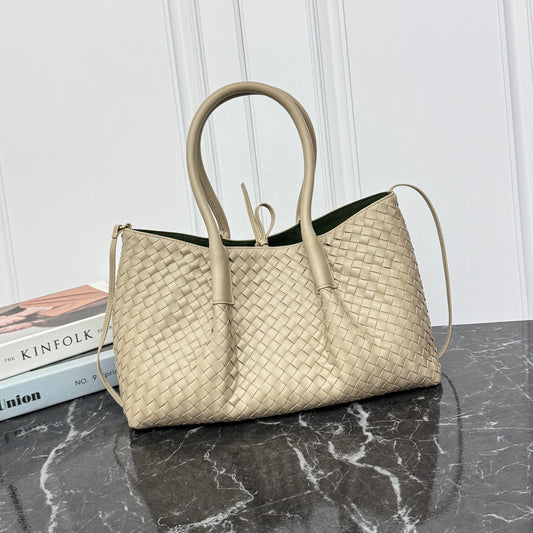 Medium Pinacoteca Tote Bag #2294 Oat