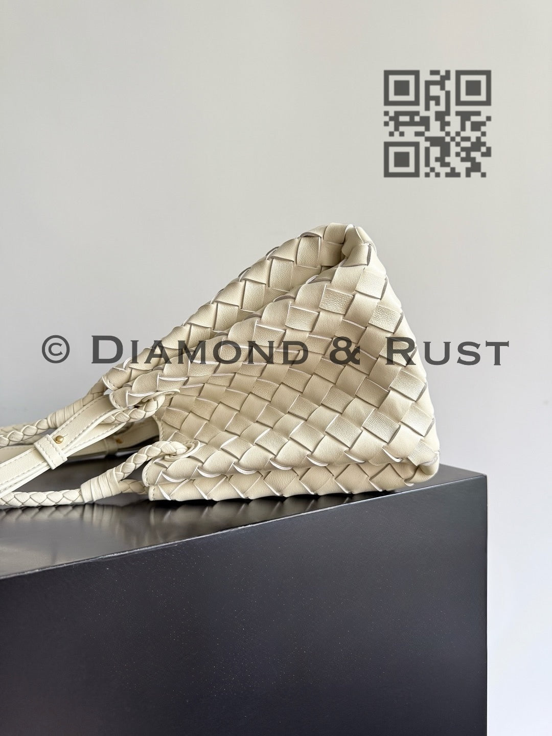 Small Parachute Chain Bag #9916 White