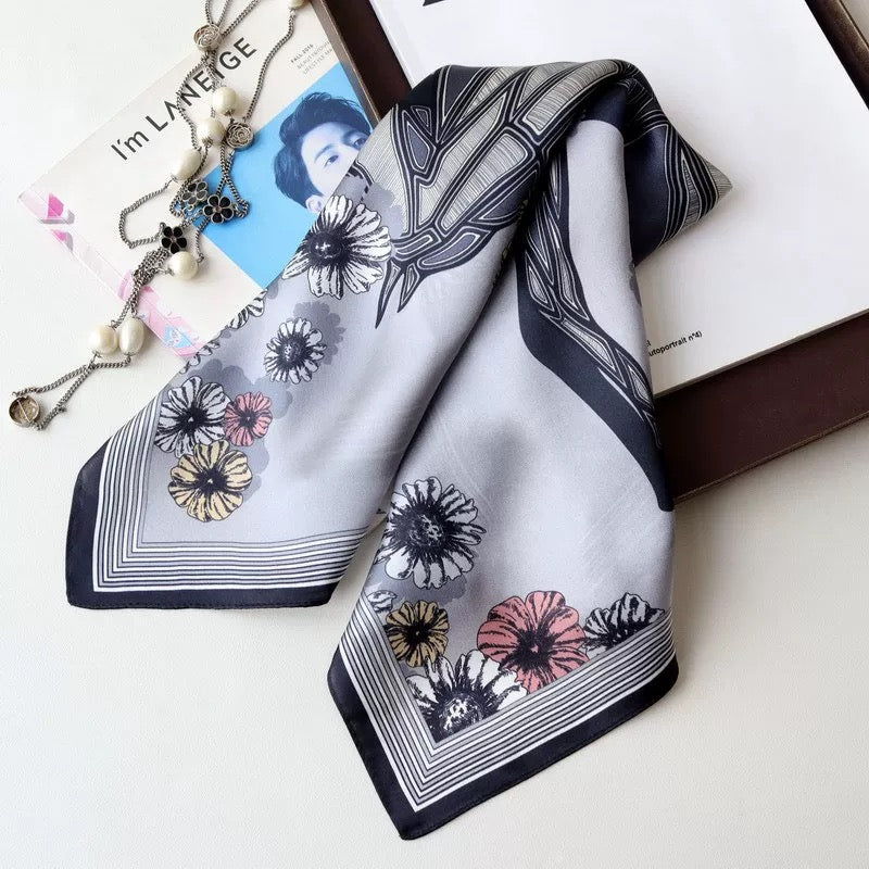 Pure-silk crêpe-de-Chine scarf 100 % mulberry silk 70cm Square