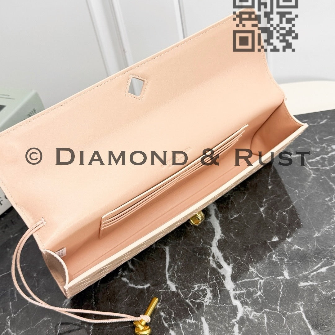 Long Clutch Andiamo Bag #2274 Lotus