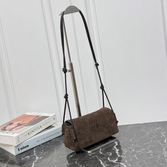 Nocturnal Pouch #2288 Fondant Suede