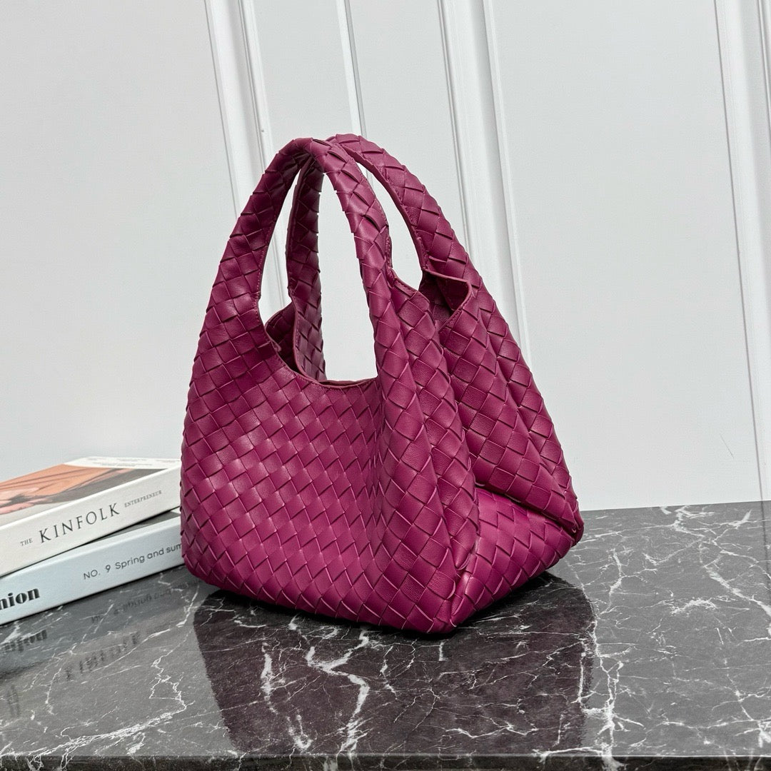 Small Campana Bag #2286 Beet