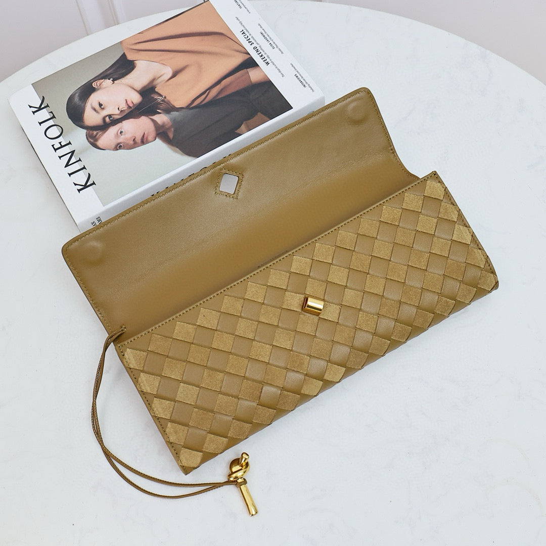 Long Clutch Andiamo Bag #2274 Acorn