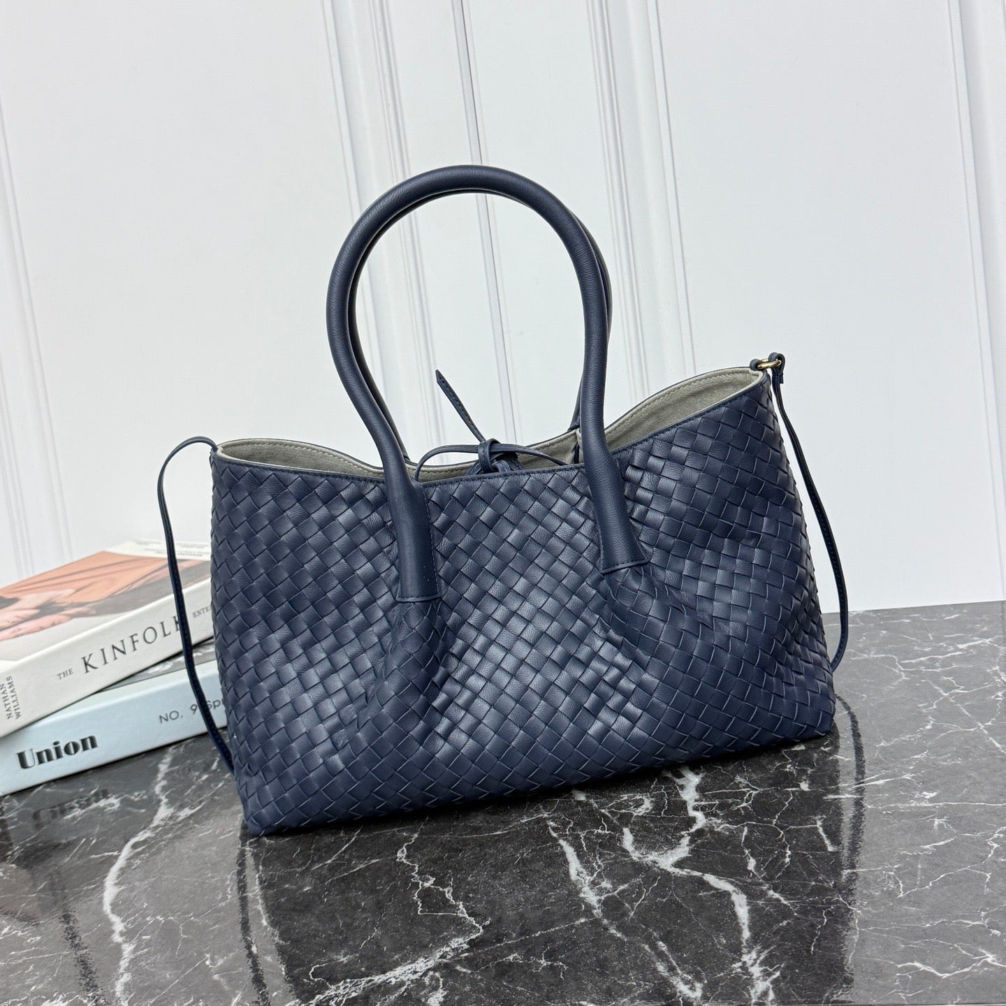 Medium Pinacoteca Tote Bag #2294 Navy