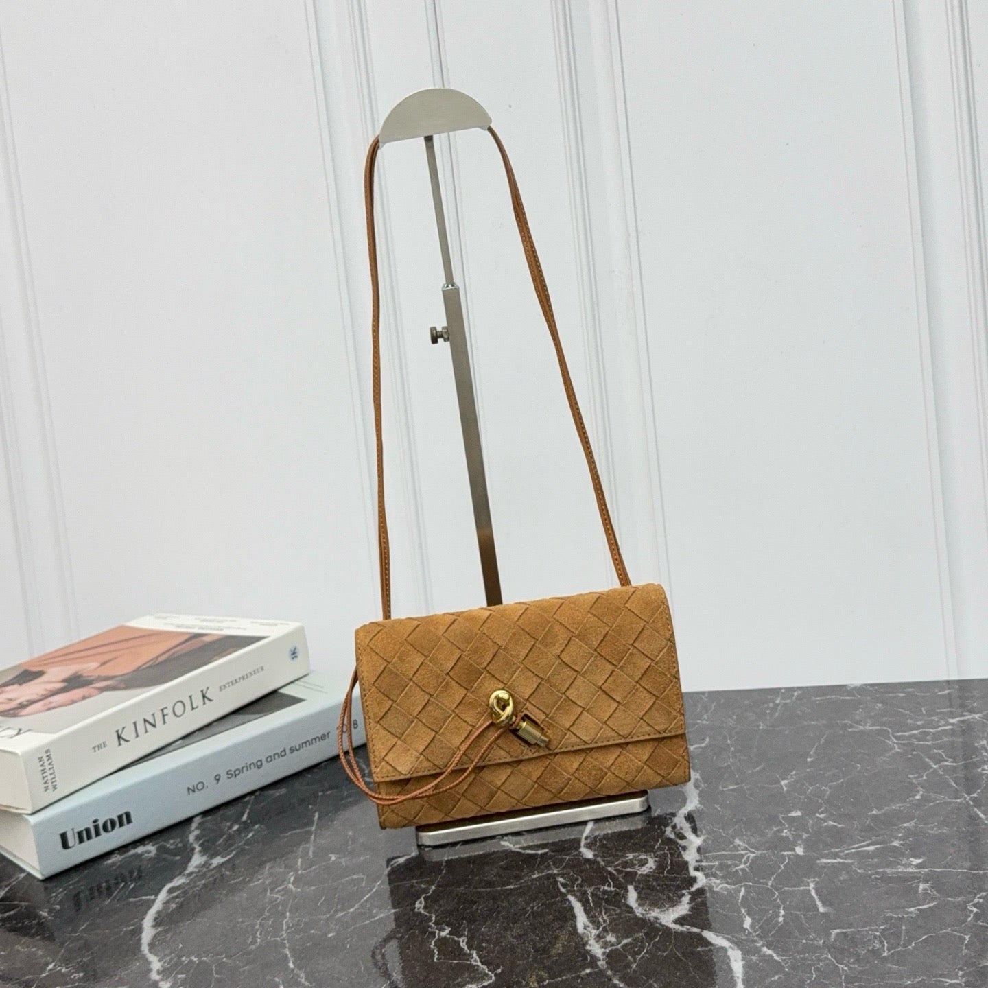 Andiamo Pouch Bag #2285 Suede Amber