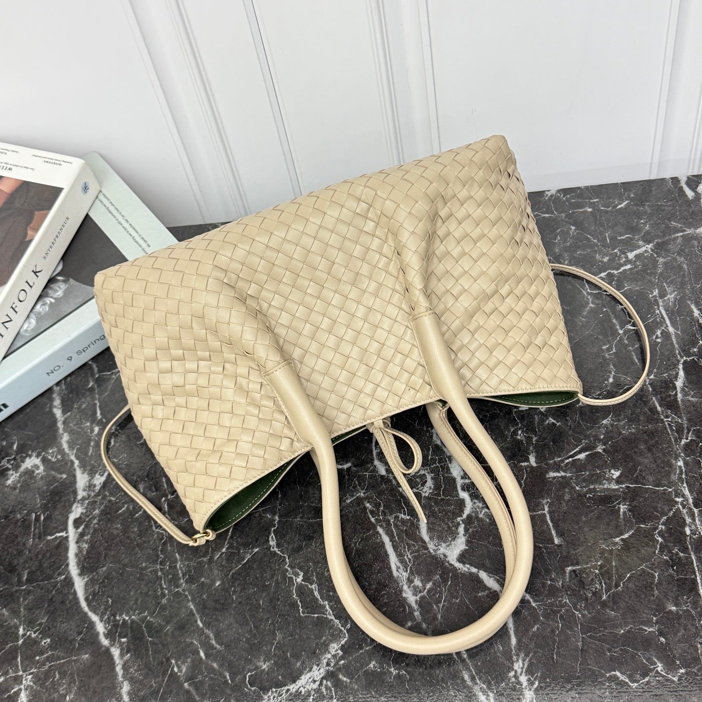 Medium Pinacoteca Tote Bag #2294 Oat