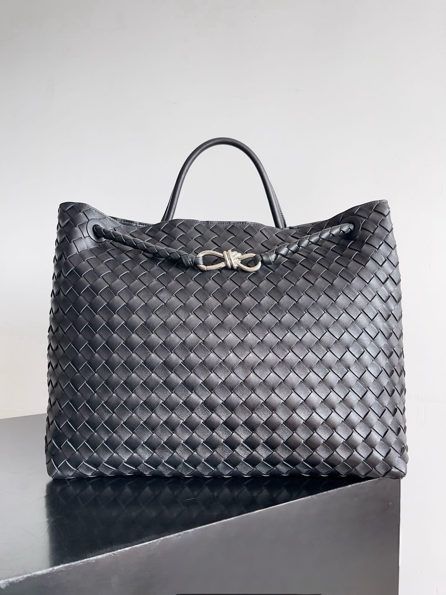 Large Andiamo Bag #9918 Black Silver