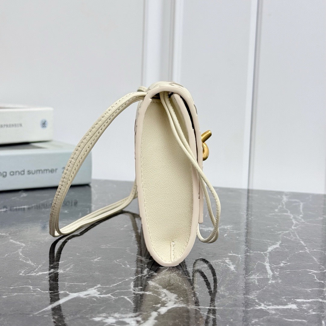 Andiamo Pouch Bag #2285 Sea Salt