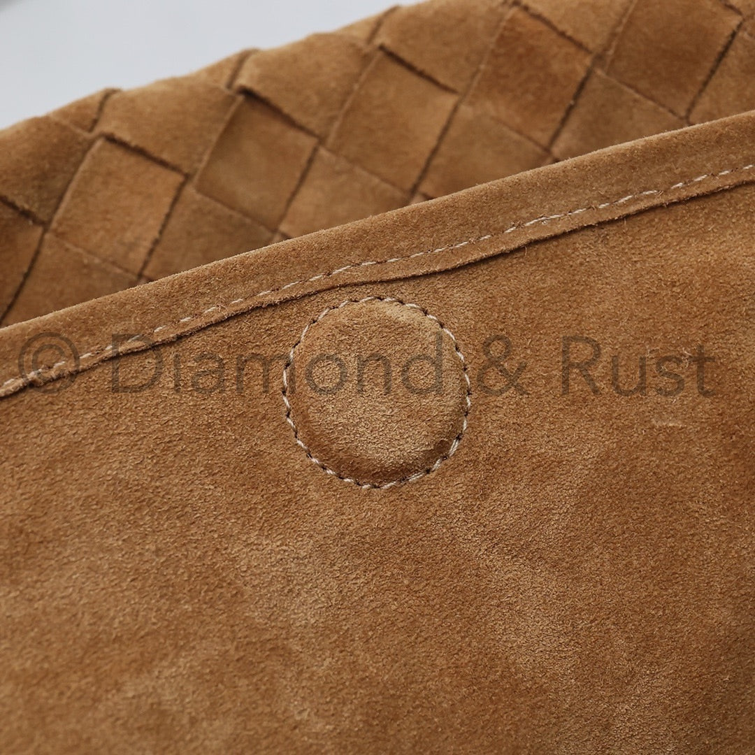 Small Hop Shoulder Bag #2269 Caramel Suede