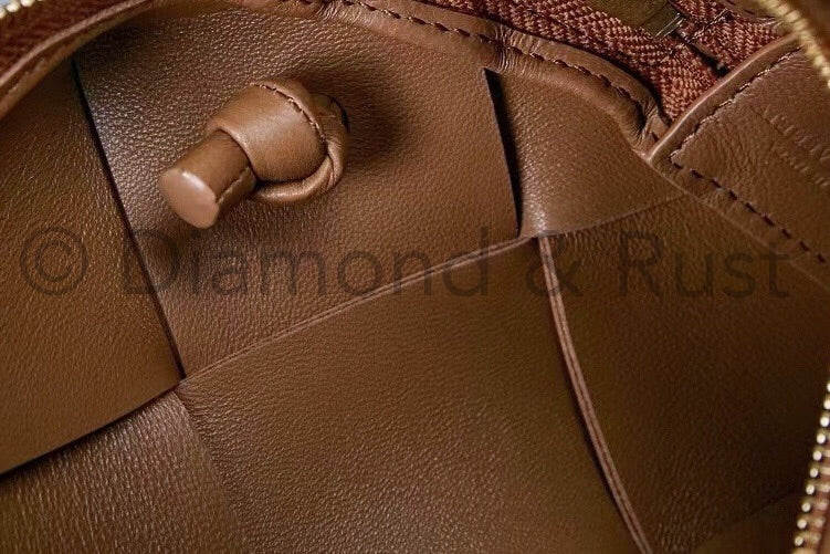 Medium Loop Camera Bag #2240-1 Caramel