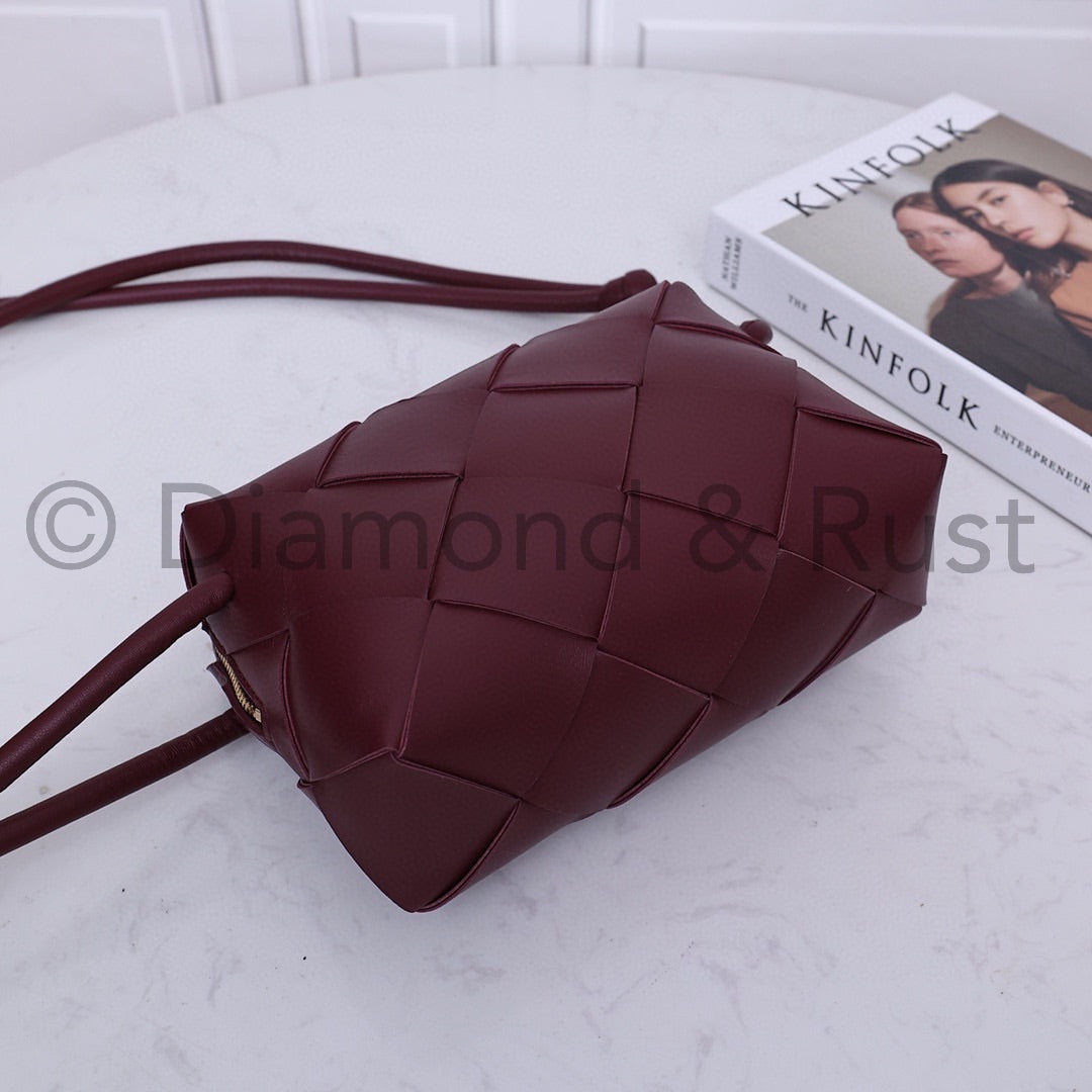 Medium Loop Camera Bag #2240-1 Wine