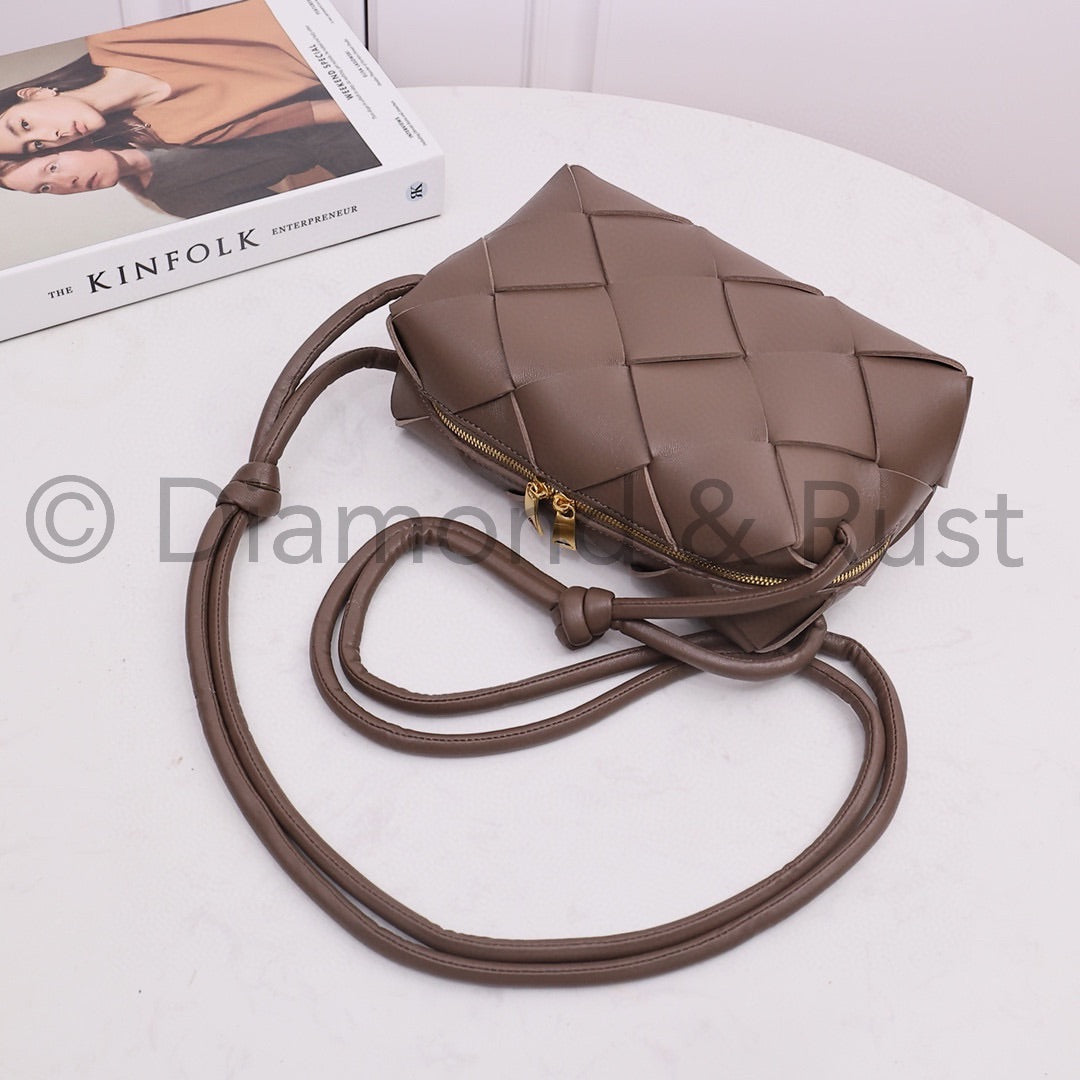 Medium Loop Camera Bag #2240-1 Taupe