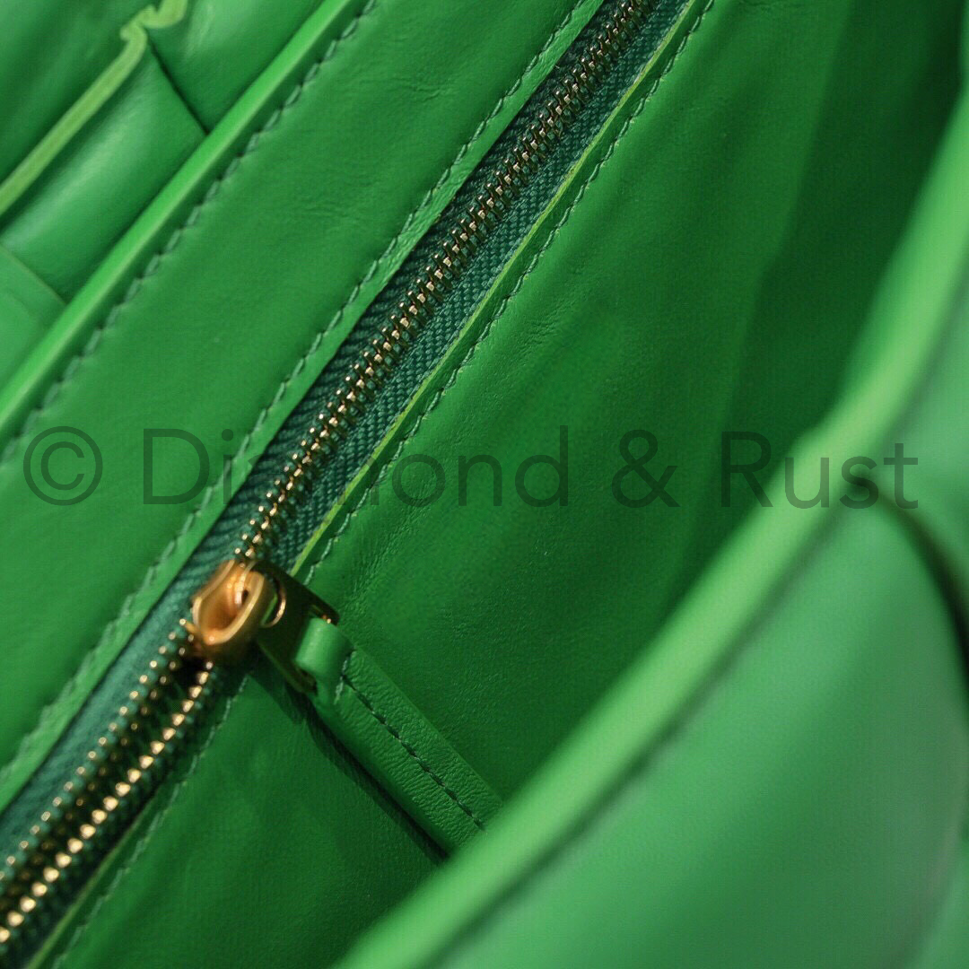 Padded Cassette Bag #6630A Grass Green