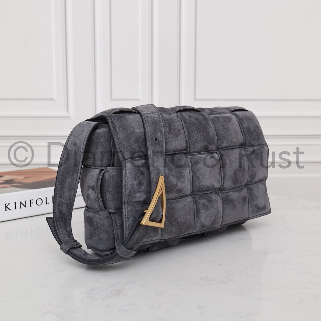 Padded Cassette Bag in Suede #6632A Thunder Gray