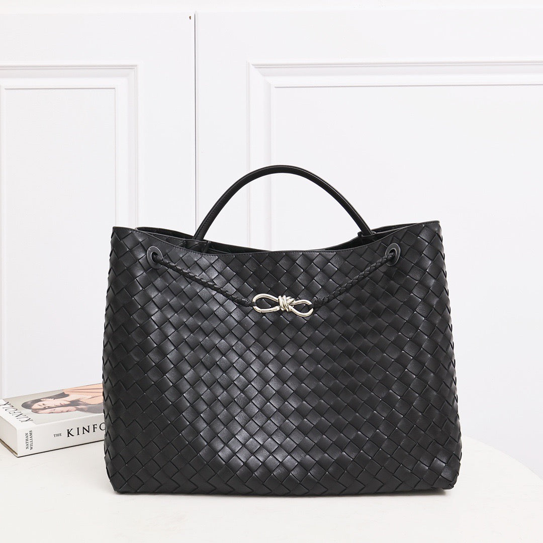 Large Andiamo Bag #2277 Black Silver
