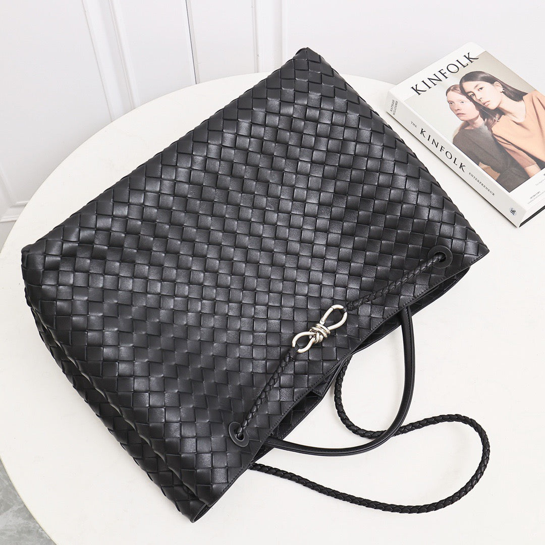 Large Andiamo Bag #2277 Black Silver