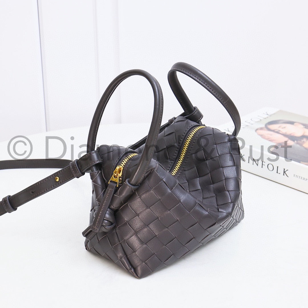 Small Loop Crossbody 9911 Chocolate Brown